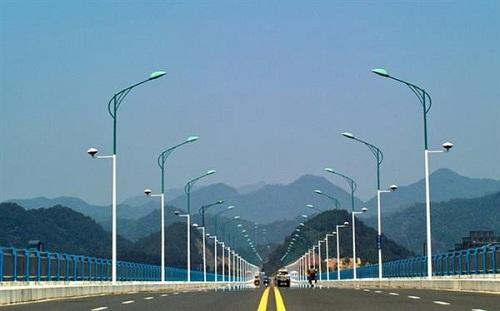 浅谈遵义LED路灯技术要求