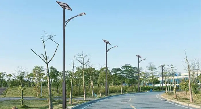 选购遵义太阳能路灯需要注意些什么?